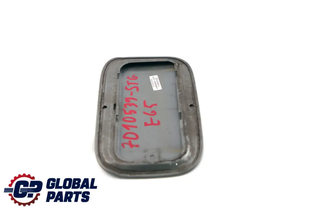 Fill In Flap Fuel Filler Cover Sterlinggrau Metallic to BMW 7 Series E65 E66 E67 with Part number 7010539 BMW 7 Series E65 E66 E67 Fill In Flap Fuel Filler Cover Sterlinggrau Metallic - SKU 7010539-STG - Part number 7010539