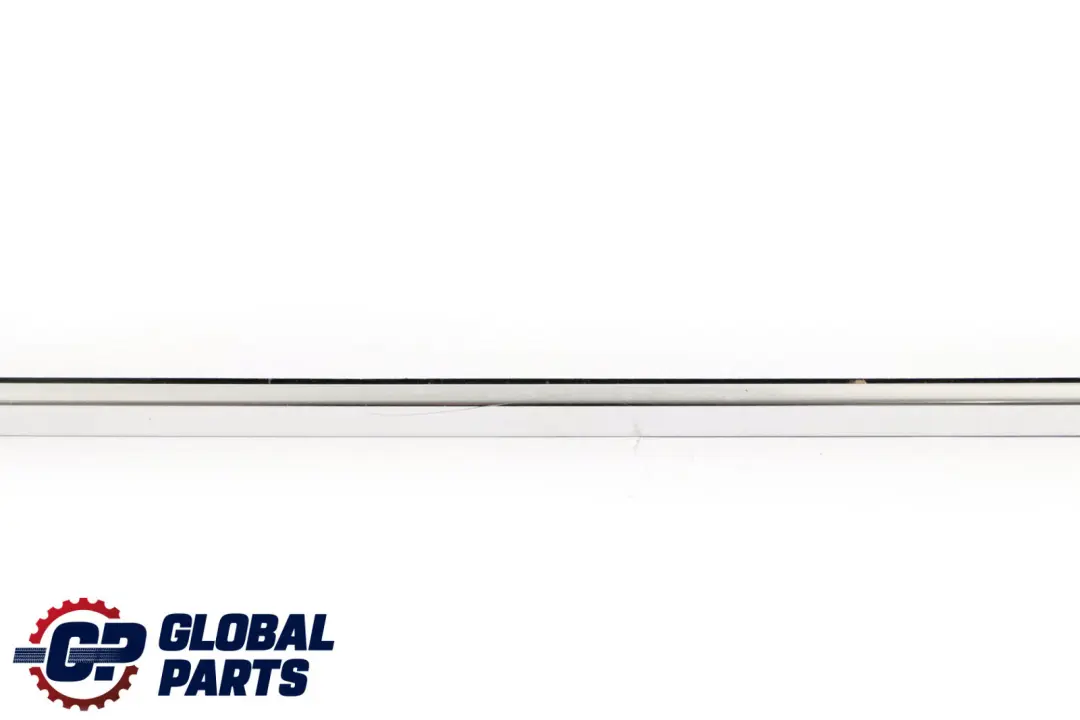 Burlete Exterior Puerta Delantera Derecha Cromo para BMW E65 E66 con número de pieza 7010542 BMW E65 E66 Burlete Exterior Puerta Delantera Derecha Cromo - SKU 7010542 - Número de pieza 7010542