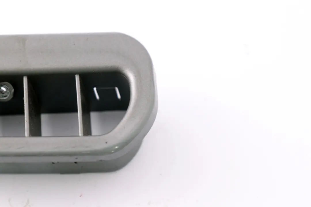Vent Grill Right O/S Air Channel to BMW 7 Series E65 E66 Air with Part number 7010950 BMW 7 Series E65 E66 Air Vent Grill Right O/S Air Channel - SKU 7010950 - Part number 7010950