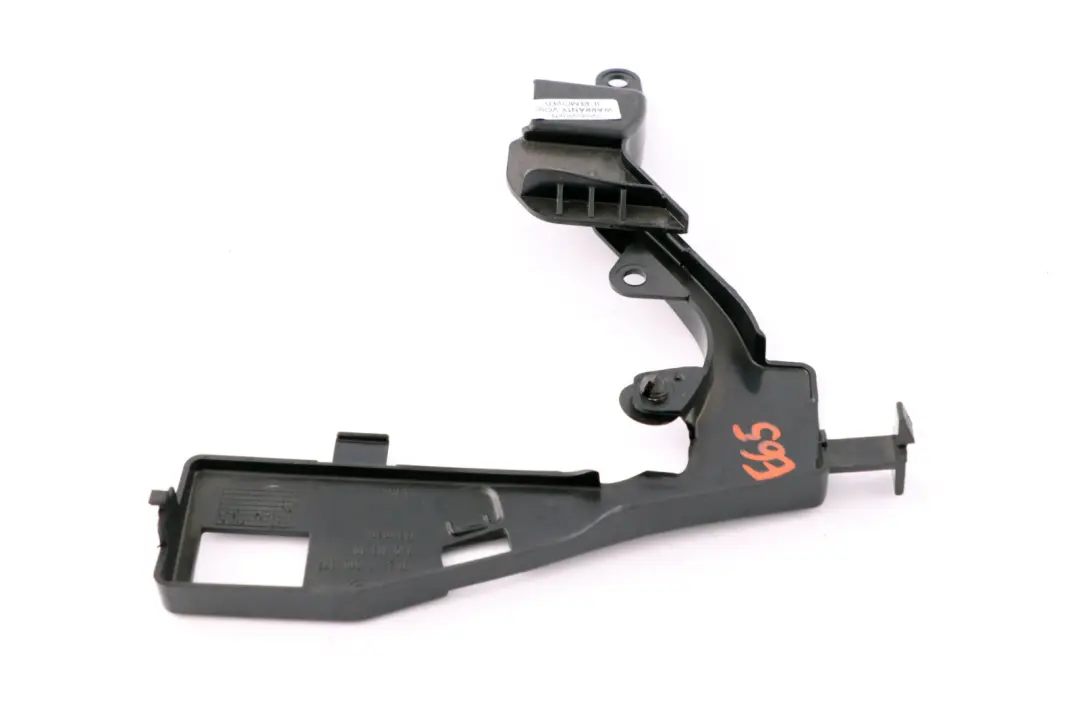 Uchwyt linki cięgna klapy tylnej tył do BMW E65 E66 o numerze 7010977 BMW E65 E66 Uchwyt linki cięgna klapy tylnej tył - SKU 7010977 - Numer Części 7010977