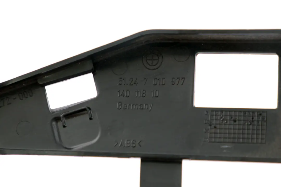 Halter Bowdenzug für BMW 7 er E65 E66 E67 mit Teilenummer 7010977 BMW 7 er E65 E66 E67 Halter Bowdenzug - SKU 7010977 - Teilenummer 7010977