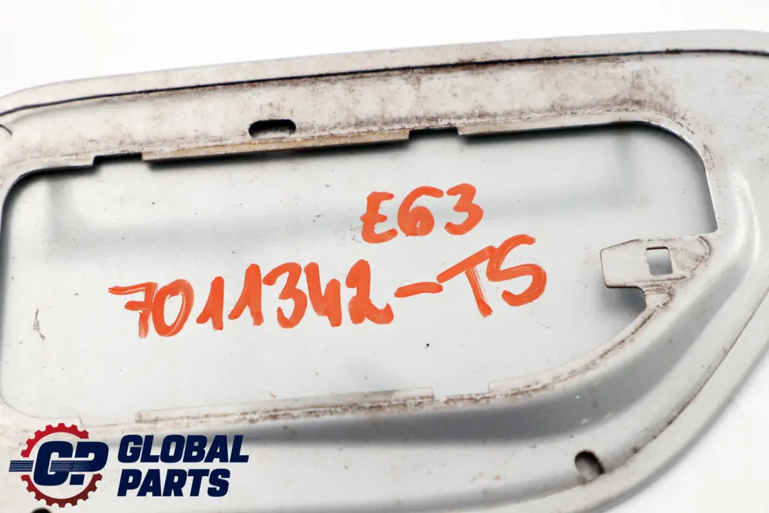 Filler Flap Cover Titansilber to BMW 6 Series E63 E64 Fuel with Part number 7011342 BMW 6 Series E63 E64 Fuel Filler Flap Cover Titansilber - SKU 7011342-TS - Part number 7011342