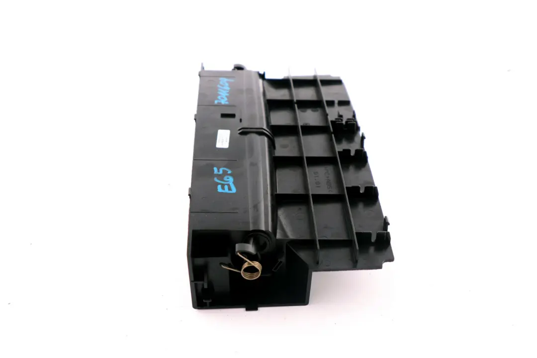 Compartiment rangement Accoudoirs Console Centrale pour BMW E65 E66 à propos du numéro de pièce 7011609 BMW E65 E66 Compartiment rangement Accoudoirs Console Centrale - SKU 7011609 - Numéro de pièce 7011609