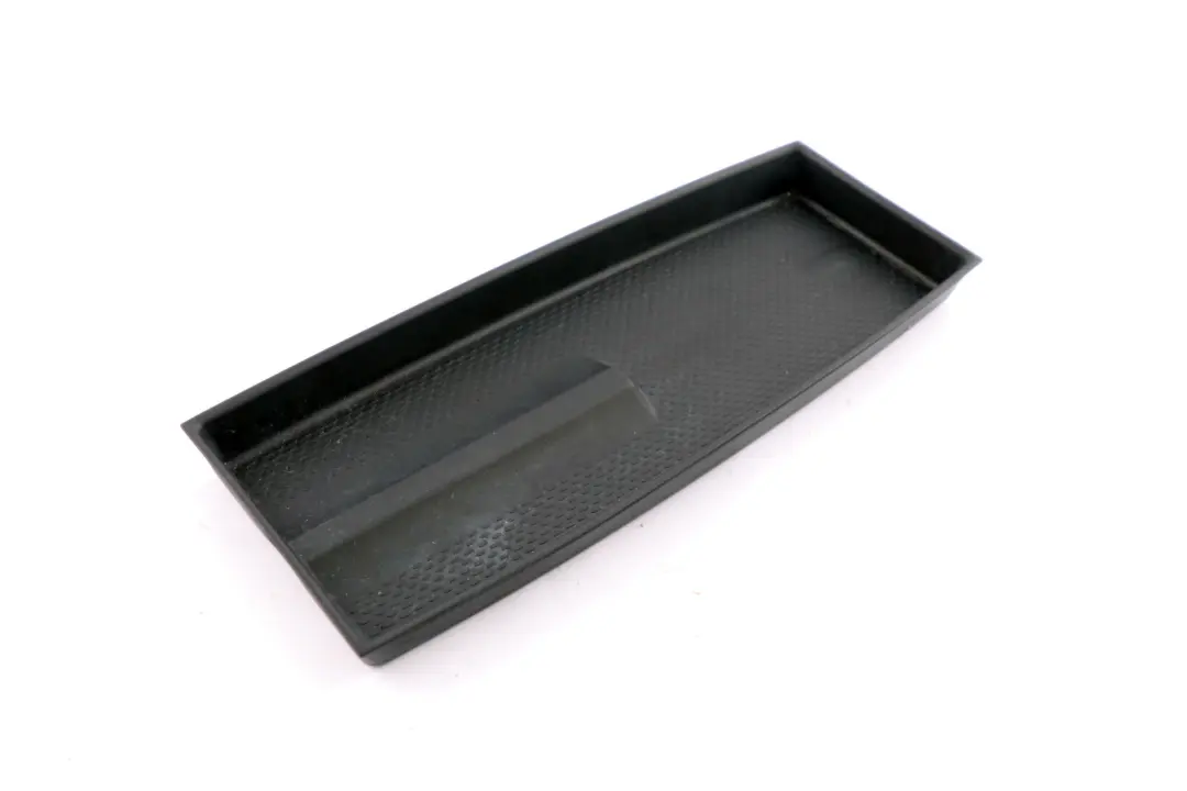Consola Central Reposabrazos Goma Bajo Bandeja para BMW E65 E66 E67 con número de pieza 7011610 BMW E65 E66 E67 Consola Central Reposabrazos Goma Bajo Bandeja - SKU 7011610 - Número de pieza 7011610