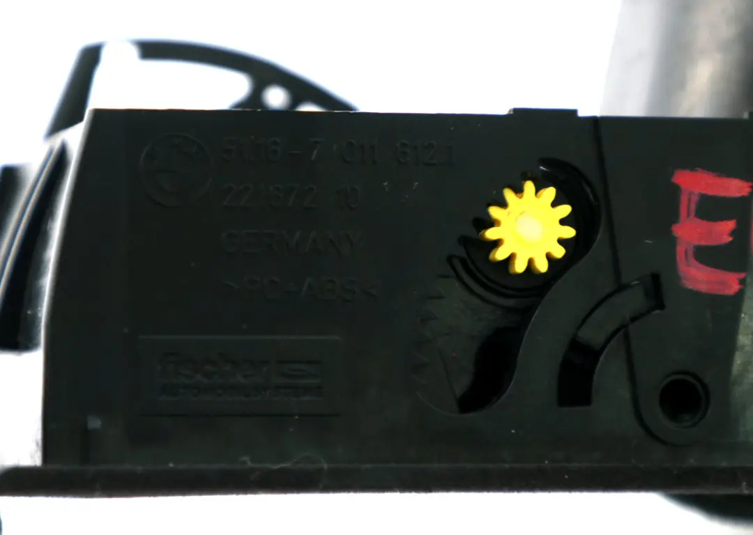 Kratka Nawiewu Schowek Monety BMW E65 E66 E67 - SKU 7011612 - Numer Części 7011612