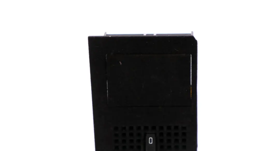 Kratka Nawiewu Schowek Monety BMW E65 E66 E67 - SKU 7011612 - Numer Części 7011612