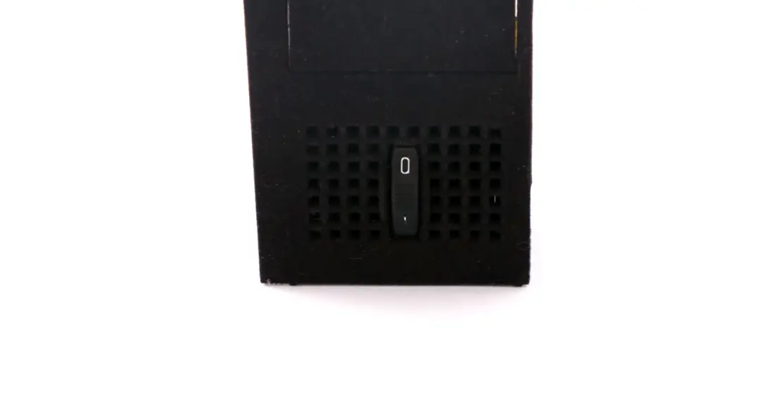 Centre Console Coinbox With Vent Storage Compartment to BMW 7 Series E65 E66 E67 with Part number 7011612 BMW 7 Series E65 E66 E67 Centre Console Coinbox With Vent Storage Compartment - SKU 7011612 - Part number 7011612