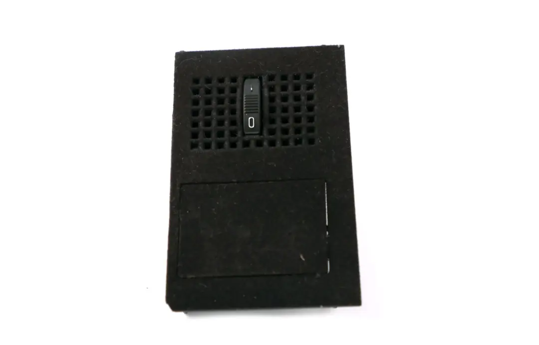 Centre Console Coinbox With Vent Storage Compartment to BMW 7 Series E65 E66 E67 with Part number 7011612 BMW 7 Series E65 E66 E67 Centre Console Coinbox With Vent Storage Compartment - SKU 7011612 - Part number 7011612