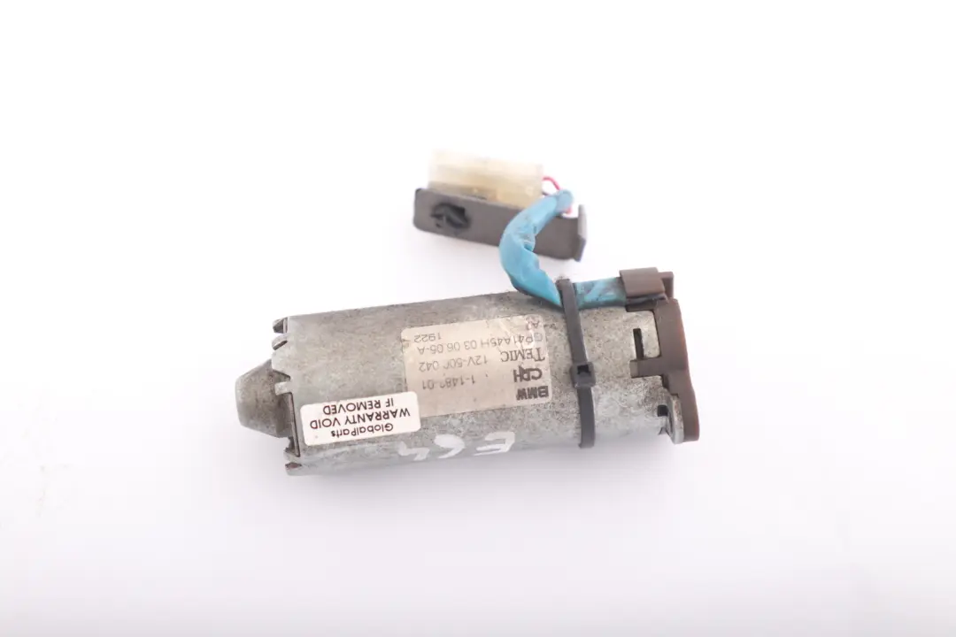 Silnik Regulacja Fotela Przód Prawy do BMW E46 E64 o numerze 7011738 BMW E46 E64 Silnik Regulacja Fotela Przód Prawy - SKU 7011738 - Numer Części 7011738