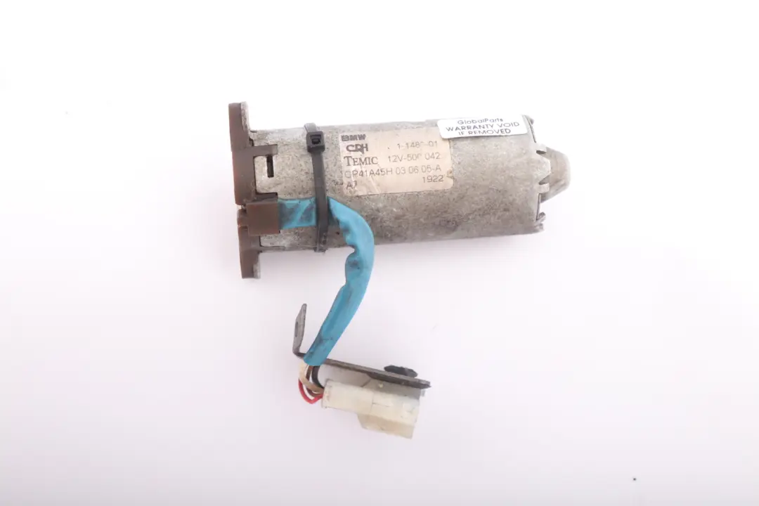 Silnik Regulacja Fotela Przód Prawy do BMW E46 E64 o numerze 7011738 BMW E46 E64 Silnik Regulacja Fotela Przód Prawy - SKU 7011738 - Numer Części 7011738