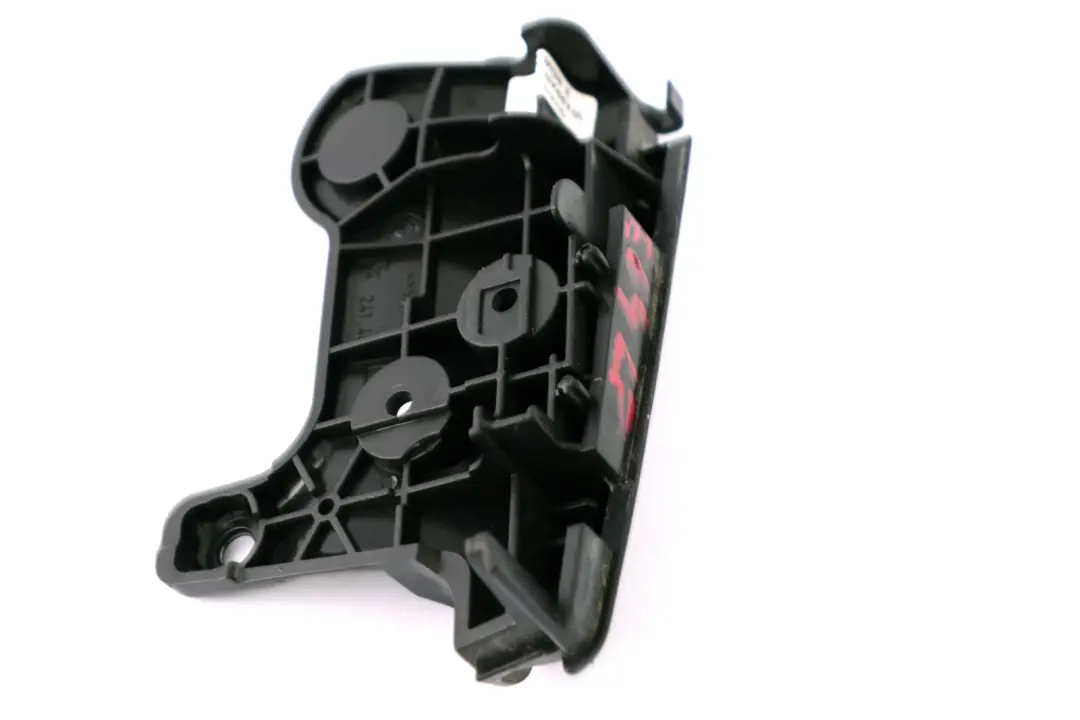 BMW 3 6 Series E46 E64 Cover Belt Outlet Guide Mount Front Left N/S - SKU 7011773 - Part number 7011774