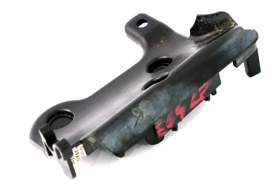 BMW 3 6 Series E46 E64 Cover Belt Outlet Guide Mount Front Left N/S - SKU 7011773 - Part number 7011774