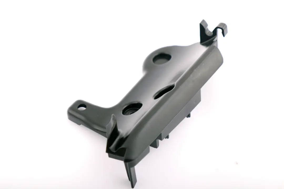 Osłona Obudowa Prowadnica Pasa Bezpieczeństwa 241452 do BMW E46 E64 o numerze 7011774 BMW E46 E64 Osłona Obudowa Prowadnica Pasa Bezpieczeństwa 241452 - SKU 7011774 - Numer Części 7011774