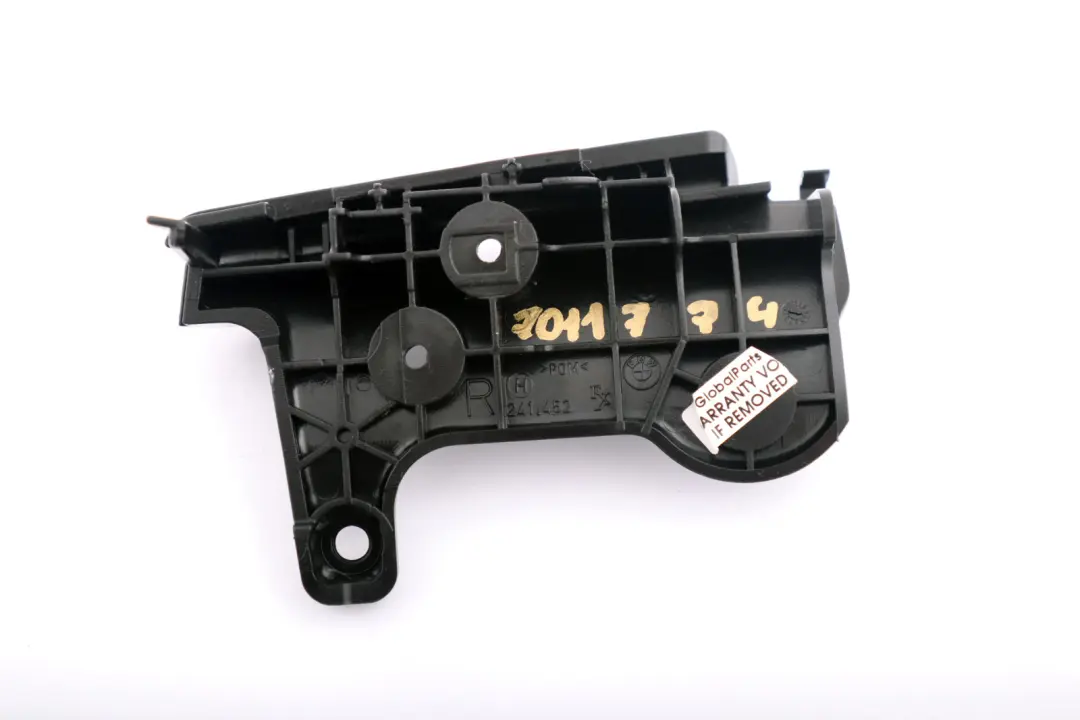 Abdeckung Gurtauslassführung Halterung Vorne Rechts für BMW E46 E64 mit Teilenummer 7011774 BMW E46 E64 Abdeckung Gurtauslassführung Halterung Vorne Rechts - SKU 7011774 - Teilenummer 7011774