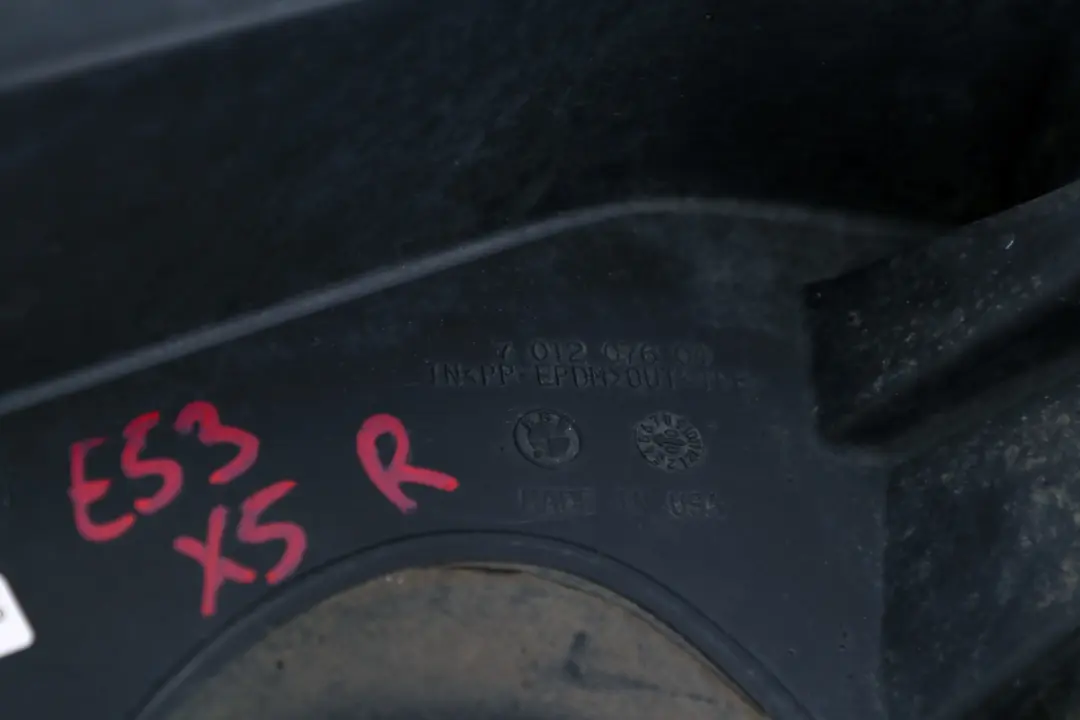 Reihe E53 Abdeckung Lenkgetriebe oben rechts 5171 für BMW X5 mit Teilenummer 7012076 BMW X5 Reihe E53 Abdeckung Lenkgetriebe oben rechts 5171 - SKU 7012076 - Teilenummer 7012076