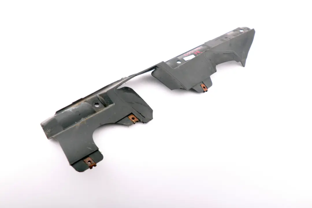 M57 M57N Cubierta dirección frontal derecha para BMW X5 E53 con número de pieza 7012078 BMW X5 E53 M57 M57N Cubierta dirección frontal derecha - SKU 7012078 - Número de pieza 7012078