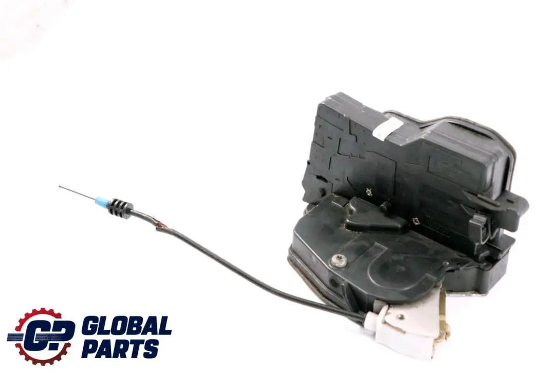 Prawy Zamek Drzwi Tył do BMW E65 E66 o numerze 7012146 BMW E65 E66 Prawy Zamek Drzwi Tył - SKU 7012146 - Numer Części 7012146