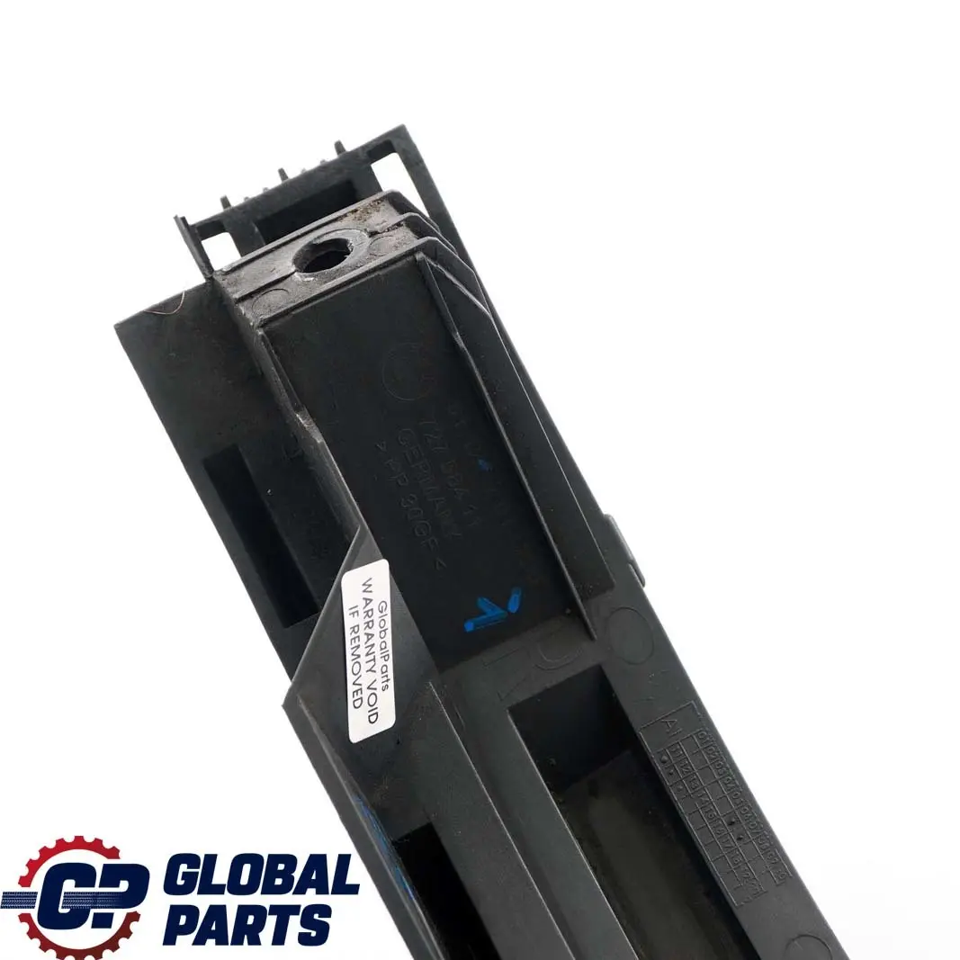 Halter Verkleidung Rechts für BMW 7 er E65 E66 1 mit Teilenummer 7012200 BMW 7 er E65 E66 1 Halter Verkleidung Rechts - SKU 7012200-1 - Teilenummer 7012200