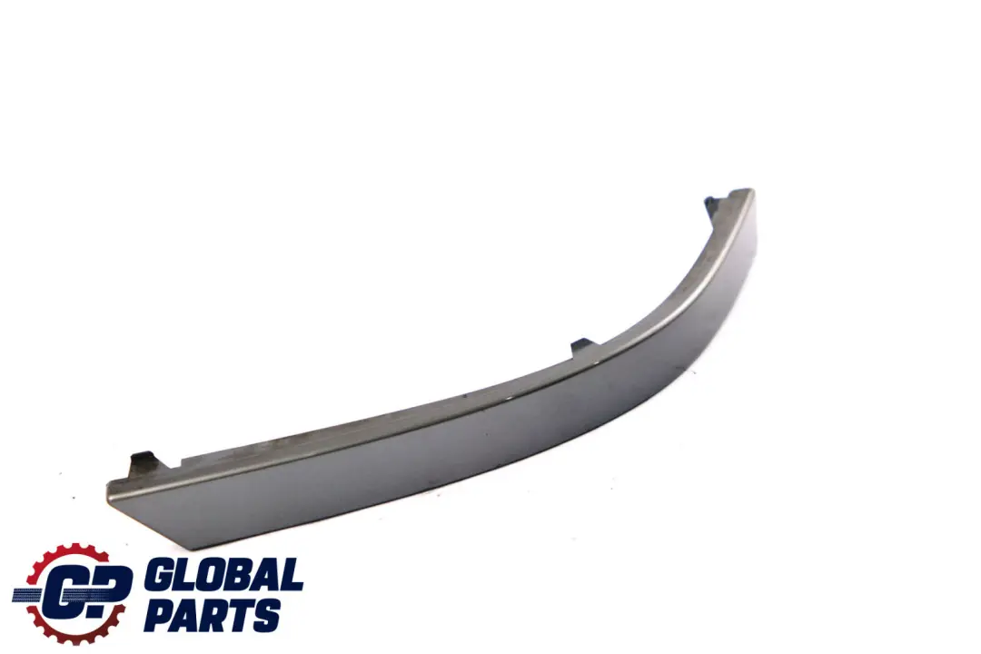 Blende Heckleuchte Hinten Links Sterlinggrau für BMW 7 er E65 mit Teilenummer 7012287 BMW 7 er E65 Blende Heckleuchte Hinten Links Sterlinggrau - SKU 7012287-STG - Teilenummer 7012287