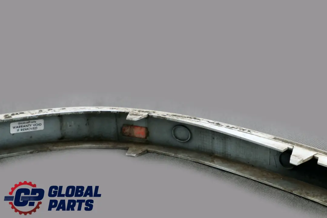 BMW 7 er E65 Blende Heckleuchte Hinten Rechts Alpinweiss 3 - SKU 7012288-AW - Teilenummer 7012288