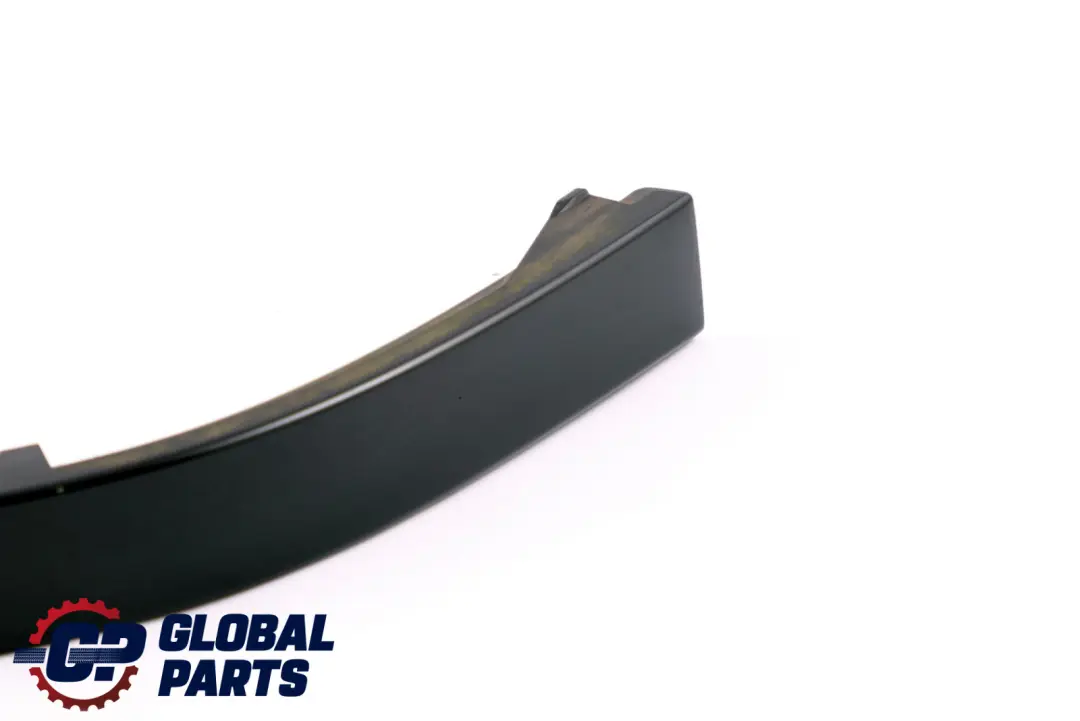 Blende Heckleuchte hinten rechts SCHWARZ Black Sapphire - 475 für BMW 7 er E65 mit Teilenummer 7012288 BMW 7 er E65 Blende Heckleuchte hinten rechts SCHWARZ Black Sapphire - 475 - SKU 7012288-BS - Teilenummer 7012288