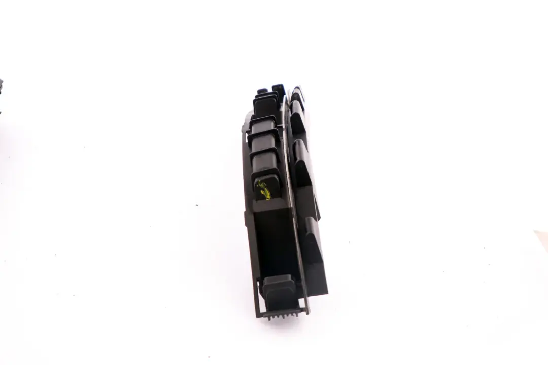 BMW E65 E66 E67 Registrazione Supporto Paraurti Posteriore SX - SKU 7012289 - Numero di parte 51127012289