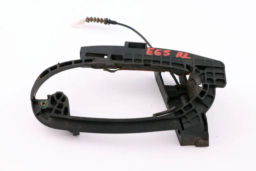 Poignée de Porte Extérieure Arrière Gauche pour BMW E65 E66 E67 à propos du numéro de pièce 7013703 BMW E65 E66 E67 Poignée de Porte Extérieure Arrière Gauche - SKU 7013703 - Numéro de pièce 7013703