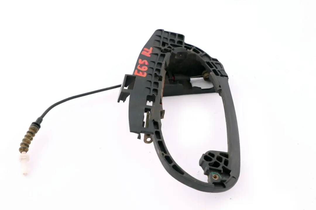 Maniglia Esterna Porta Posteriore Sinistra per BMW E65 E66 E67 con numero di parte 7013703 BMW E65 E66 E67 Maniglia Esterna Porta Posteriore Sinistra - SKU 7013703 - Numero di parte 7013703