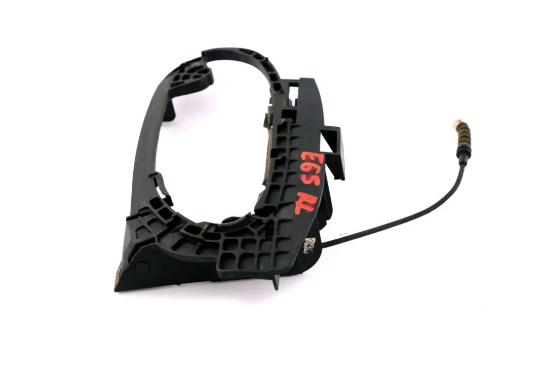 Poignée de Porte Extérieure Arrière Gauche pour BMW E65 E66 E67 à propos du numéro de pièce 7013703 BMW E65 E66 E67 Poignée de Porte Extérieure Arrière Gauche - SKU 7013703 - Numéro de pièce 7013703