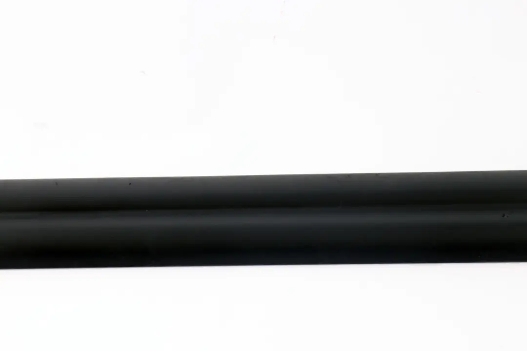 Front Right O/S Door Entrance Sill Strip Cover 8241248 to BMW 7 Series E65 E66 with Part number 7014606 BMW 7 Series E65 E66 Front Right O/S Door Entrance Sill Strip Cover 8241248 - SKU 7014606 - Part number 7014606