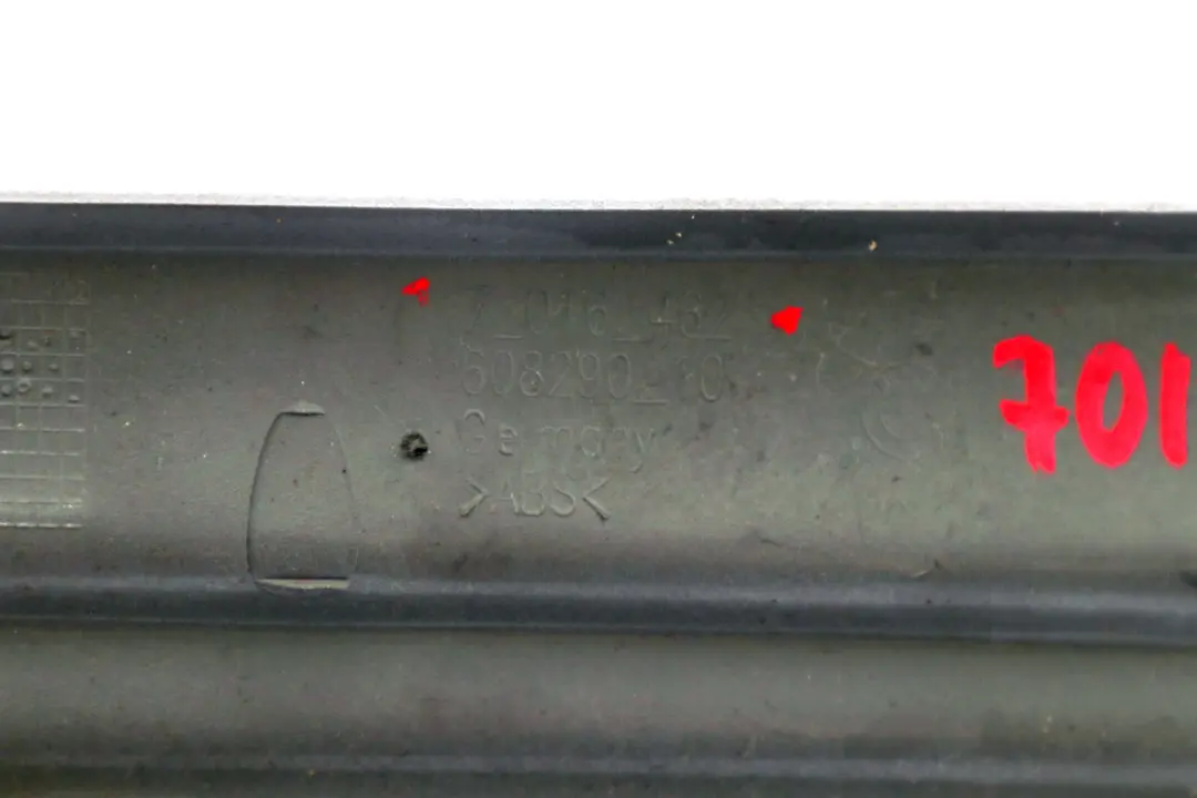 BMW 7 er E65 Blende Oberschiene Aussen Rechts Flanellgrau Grau 7016462 - SKU 7015634 - Teilenummer 7015634