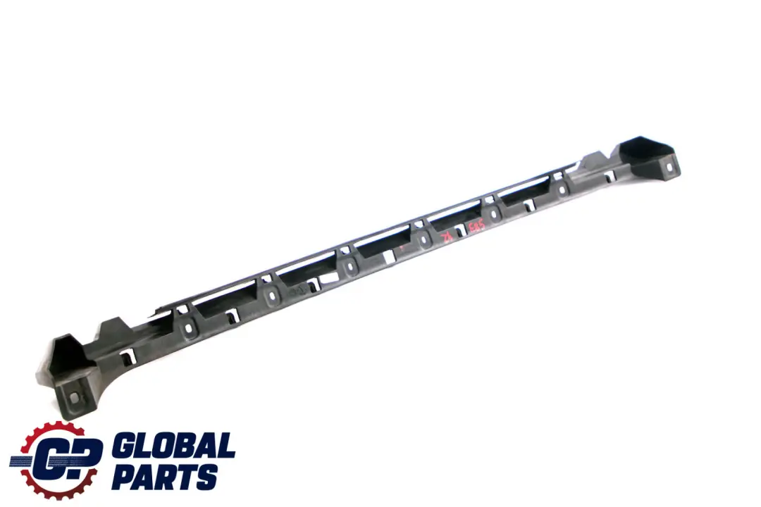BMW Z4 E85 Roadster Cabrio Rear Bumper Centre Guide Mount Trim - SKU 7016076 - Part number 7016076