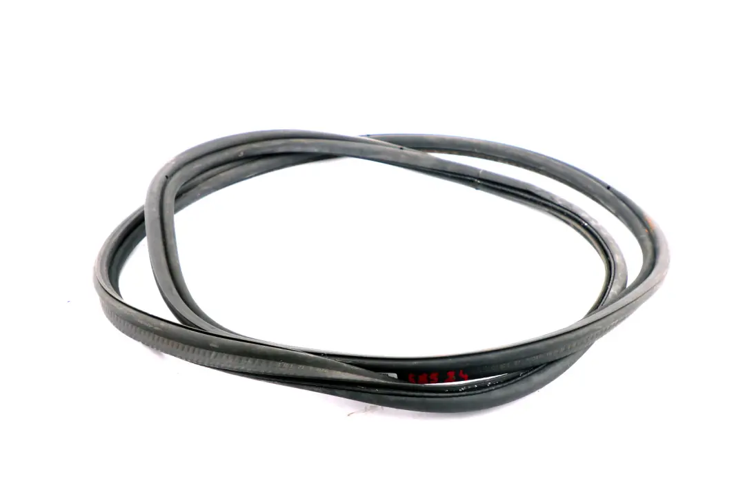 Boot Trunk Lid Tailgate Rubber Sealing Gasket to BMW Z4 Series E85 Rear with Part number 7016194 BMW Z4 Series E85 Rear Boot Trunk Lid Tailgate Rubber Sealing Gasket - SKU 7016194 - Part number 7016194