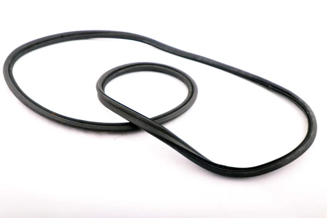 Tapa del Maletero Trasero Puerta Trasera Junta de Goma Sellado para BMW E85 con número de pieza 7016194 BMW E85 Tapa del Maletero Trasero Puerta Trasera Junta de Goma Sellado - SKU 7016194 - Número de pieza 7016194