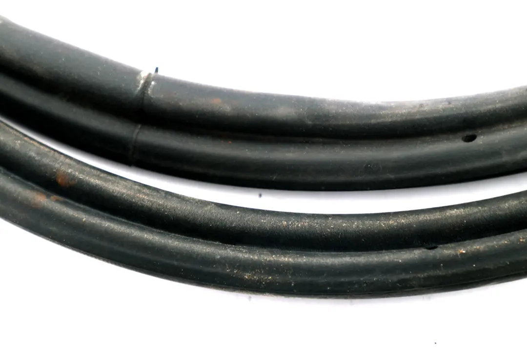 BMW Z4 Series E85 Rear Boot Trunk Lid Tailgate Rubber Sealing Gasket - SKU 7016194 - Part number 7016194
