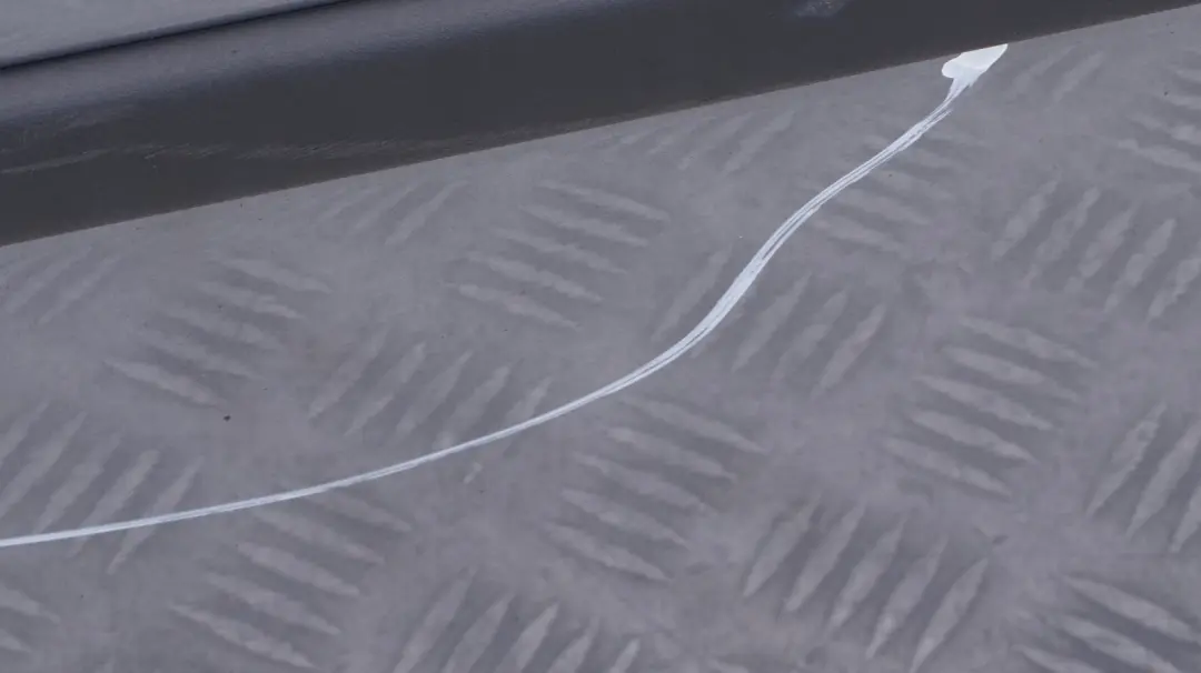 BMW E46 Drzwi prawe przednie przód silbergrau - SKU 7016240-SBG - Numer Części 7016239