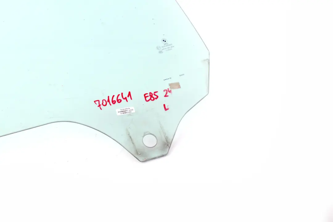 Front Left N/S Door Side Green Window Glass AS2 to BMW Z4 Series E85 with Part number 7016641 BMW Z4 Series E85 Front Left N/S Door Side Green Window Glass AS2 - SKU 7016641 - Part number 7016641