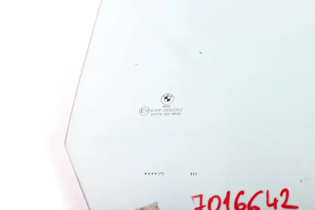 Vitre Latérale De Porte Avant Droite Couleur Verte AS2 pour BMW Z4 E85 à propos du numéro de pièce 7016642 BMW Z4 E85 Vitre Latérale De Porte Avant Droite Couleur Verte AS2 - SKU 7016642 - Numéro de pièce 7016642