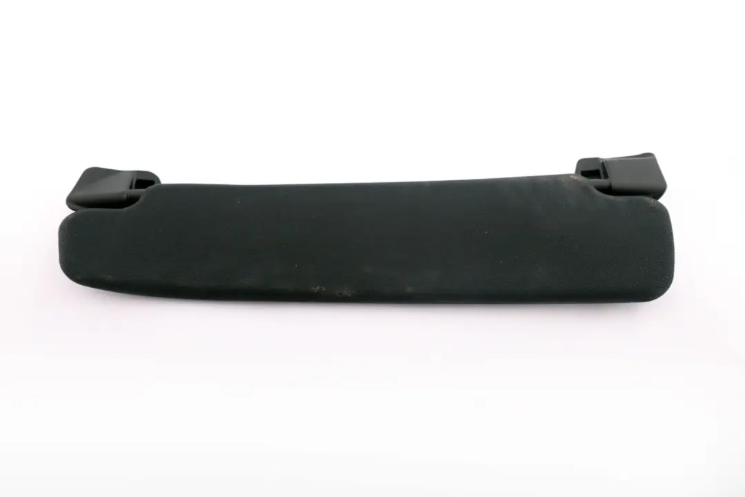 Osłona Przeciwsłoneczna Prawa Daszek Czarna do BMW E85 Z4 o numerze 7016666 BMW E85 Z4 Osłona Przeciwsłoneczna Prawa Daszek Czarna - SKU 7016666 - Numer Części 7016666