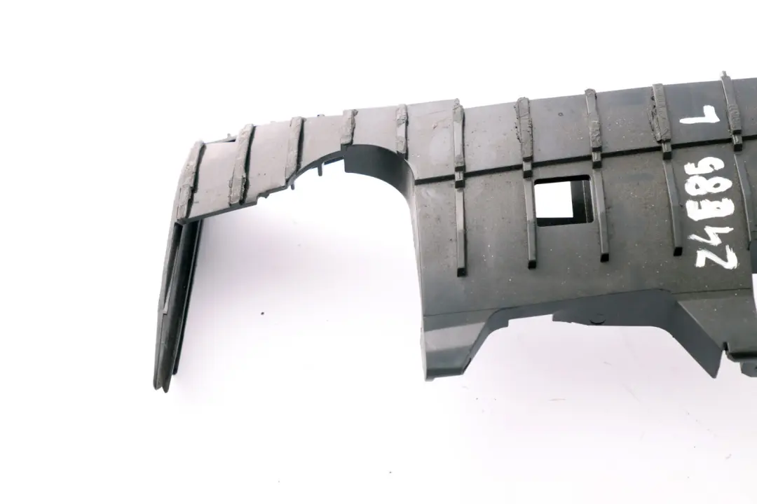 Blende Links Schwarz Black 7055409 für BMW Z4 er E85 mit Teilenummer 7016671 BMW Z4 er E85 Blende Links Schwarz Black 7055409 - SKU 7016671 - Teilenummer 7016671