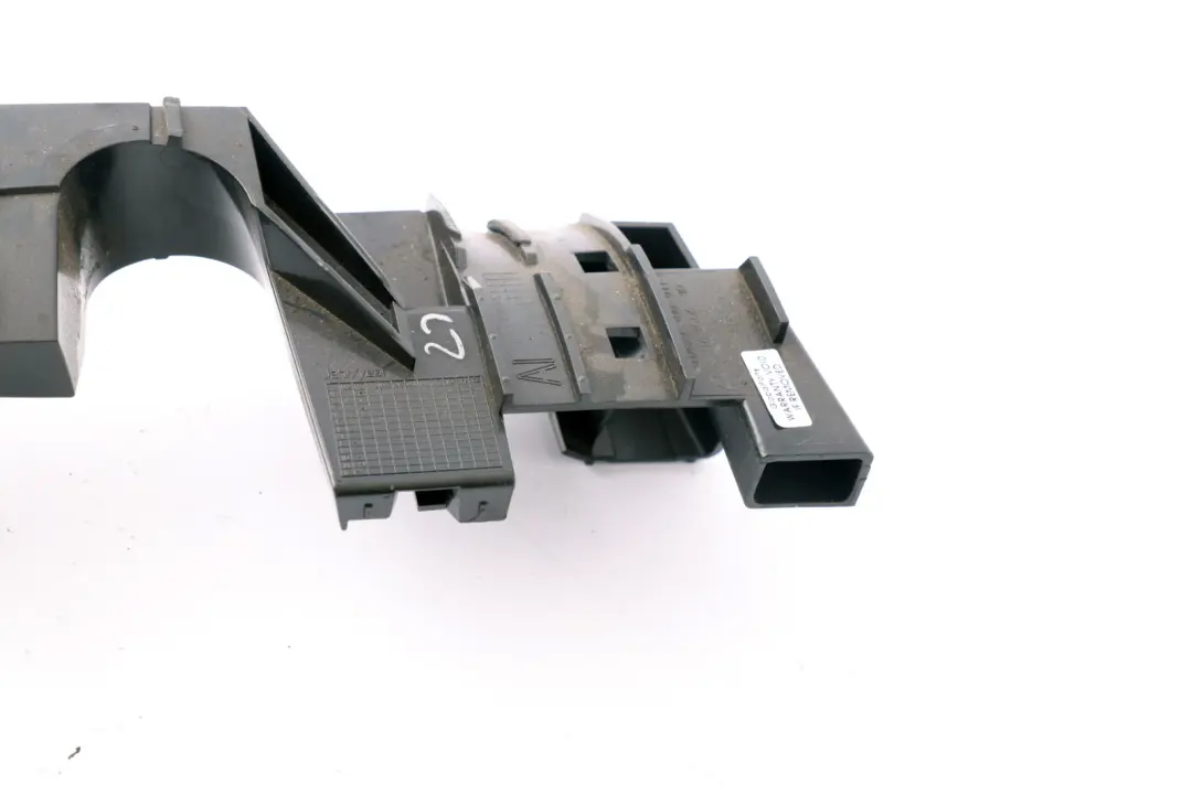 Fa?ade Gauche Noir 7055409 pour BMW Z4 E85 à propos du numéro de pièce 7016671 BMW Z4 E85 Fa?ade Gauche Noir 7055409 - SKU 7016671 - Numéro de pièce 7016671