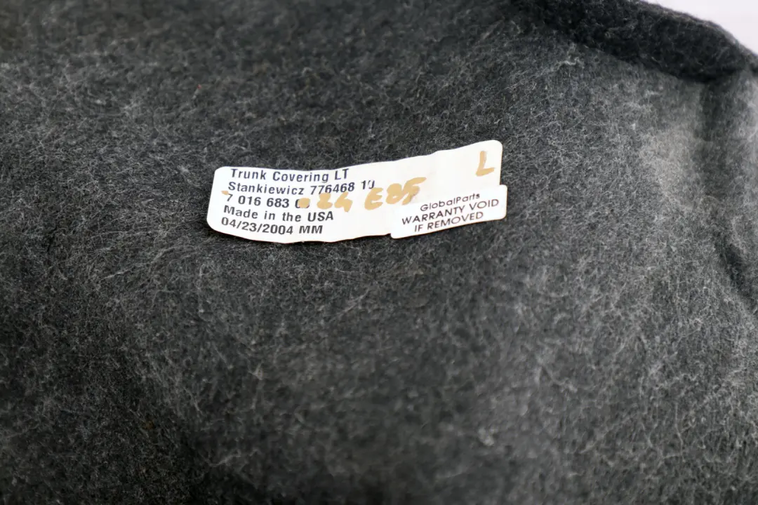 *BMW Z4 er E85 Verkleidung Gepäckraum Links für mit Teilenummer 7016683 *BMW Z4 er E85 Verkleidung Gepäckraum Links - SKU 7016683 - Teilenummer 7016683