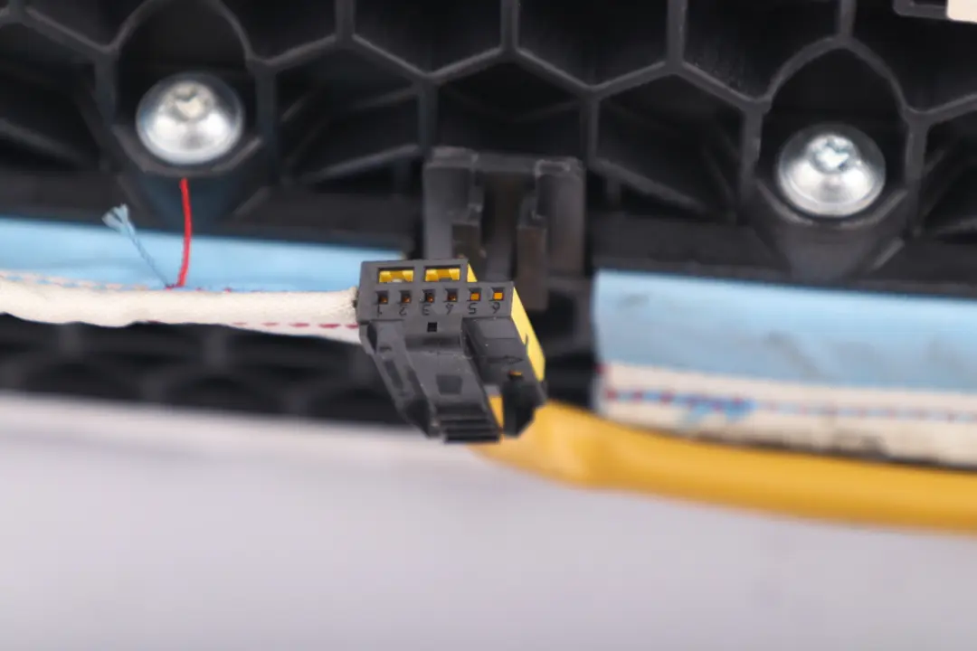 Module Airbag pour tableau de bord côté passager avant pour BMW E85 E86 à propos du numéro de pièce 7016809 BMW E85 E86 Module Airbag pour tableau de bord côté passager avant - SKU 7016809 - Numéro de pièce 7016809