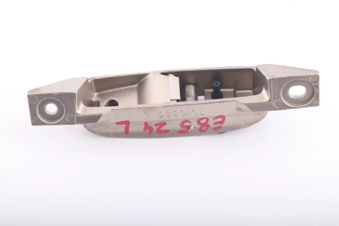 Folding Convertible Top Base Plate Left N/S to BMW Z4 E85 Roadster Cabrio with Part number 7016885 BMW Z4 E85 Roadster Cabrio Folding Convertible Top Base Plate Left N/S - SKU 7016885 - Part number 7016885