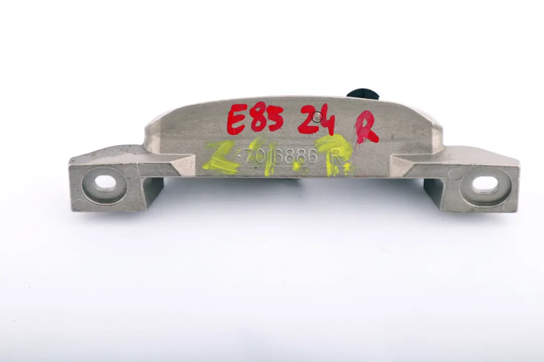 Folding Convertible Top Base Plate Right O/S to BMW Z4 E85 Roadster Cabrio with Part number 7016886 BMW Z4 E85 Roadster Cabrio Folding Convertible Top Base Plate Right O/S - SKU 7016886 - Part number 7016886