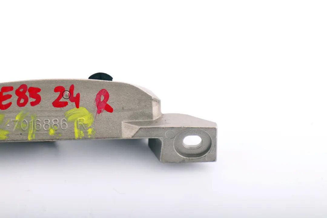 Zaczep Zamek Rygiel Dachu Prawy do BMW E85 Z4 o numerze 7016886 BMW E85 Z4 Zaczep Zamek Rygiel Dachu Prawy - SKU 7016886 - Numer Części 7016886