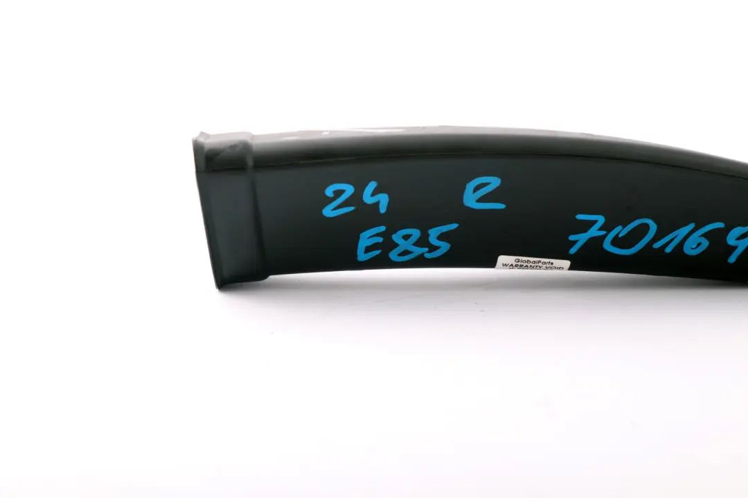 Rura Kanał Wentylacyjna Powietrza Deski Prawy do BMW Z4 E85 E86 o numerze 7016914 BMW Z4 E85 E86 Rura Kanał Wentylacyjna Powietrza Deski Prawy - SKU 7016914 - Numer Części 7016914