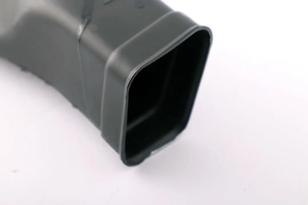 conducto ventilación aire frío salpicadero salpicadero derecho para BMW Z4 E85 E86 con número de pieza 7016914 BMW Z4 E85 E86 conducto ventilación aire frío salpicadero salpicadero derecho - SKU 7016914 - Número de pieza 7016914