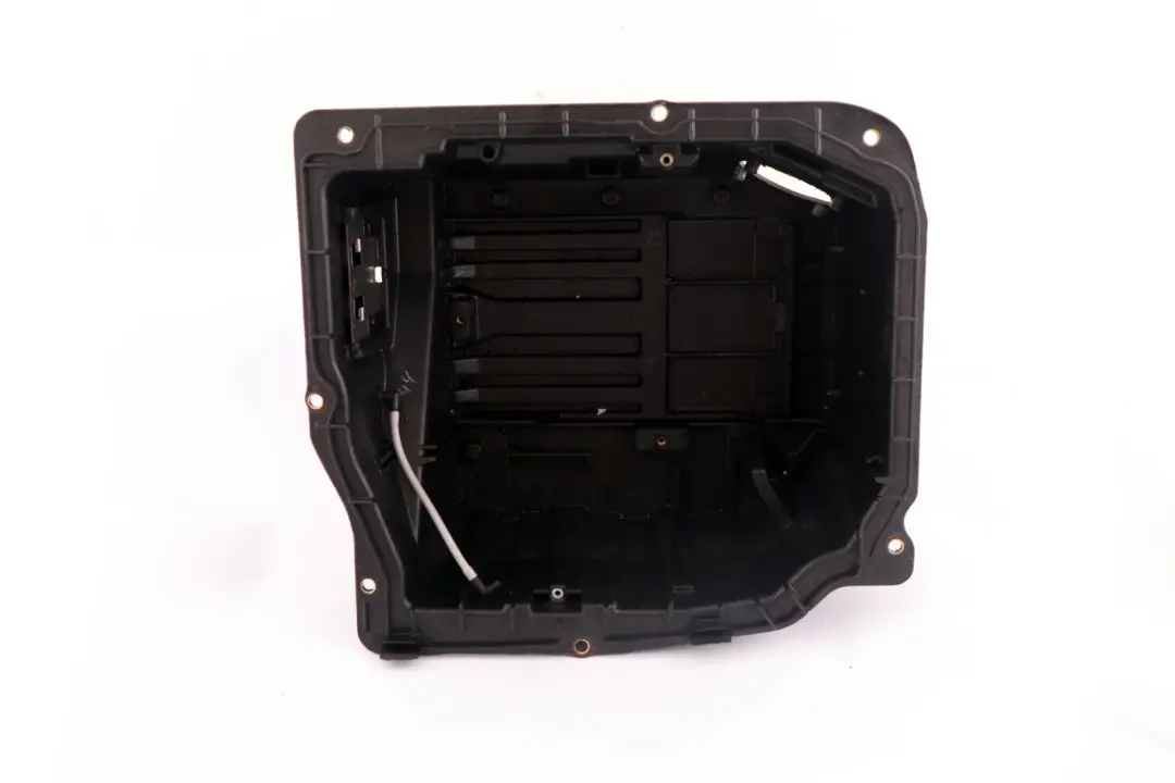 Bandeja Multifuncional Maletero Compartimento Batería para BMW Z4 E85 E86 con número de pieza 7016956 BMW Z4 E85 E86 Bandeja Multifuncional Maletero Compartimento Batería - SKU 7016956 - Número de pieza 7016956