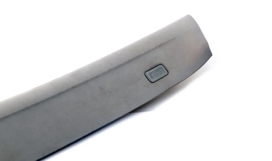 BMW E65 E66 Couverture Tablier A Gauche Gris Pierre Gris 8223665 - SKU 7018075 - Numéro de pièce 7018075